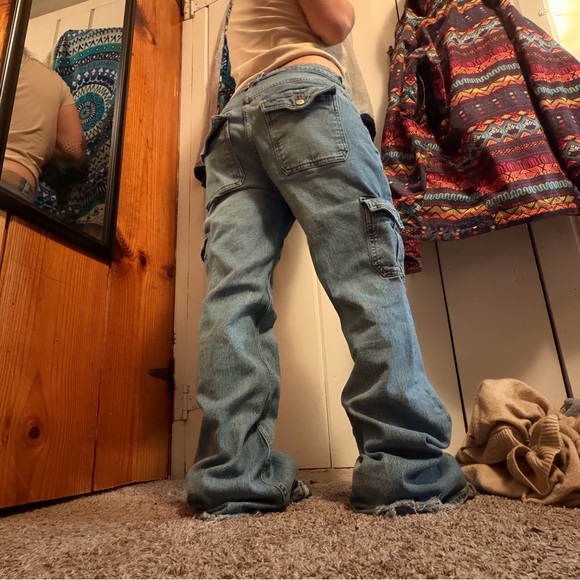 Women's Blue Cargo Jeans - Picture 6 of 12